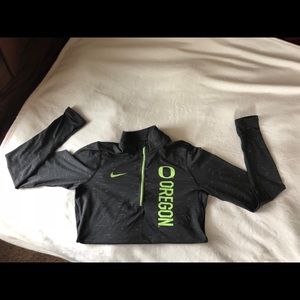 UO NIKE DRIFIT QUARTER ZIP